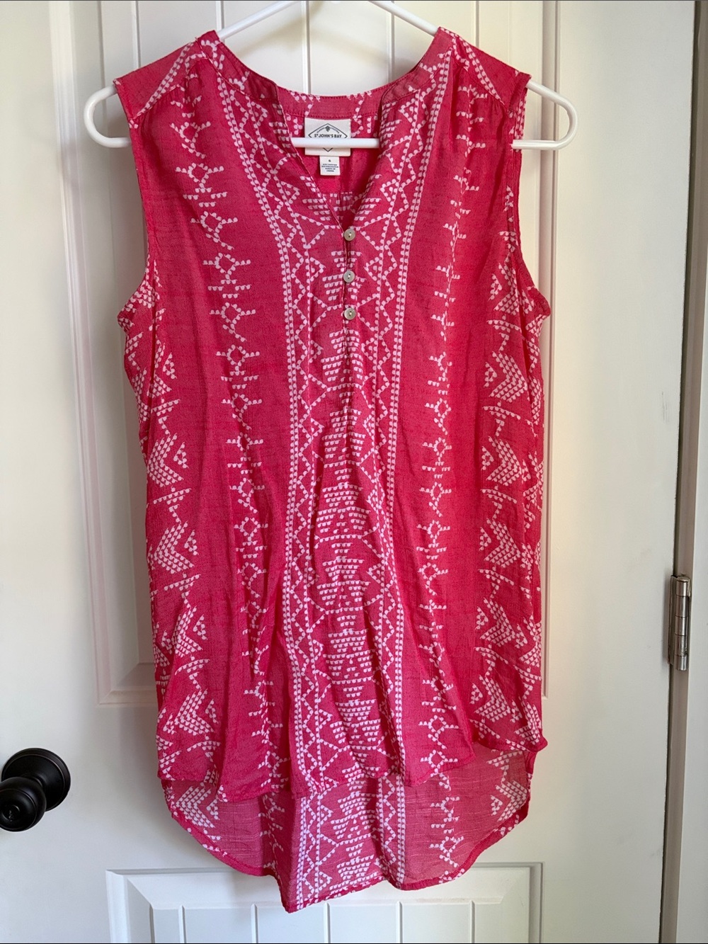Pink/Coral Patterned Sleeveless Button-Front Tunic